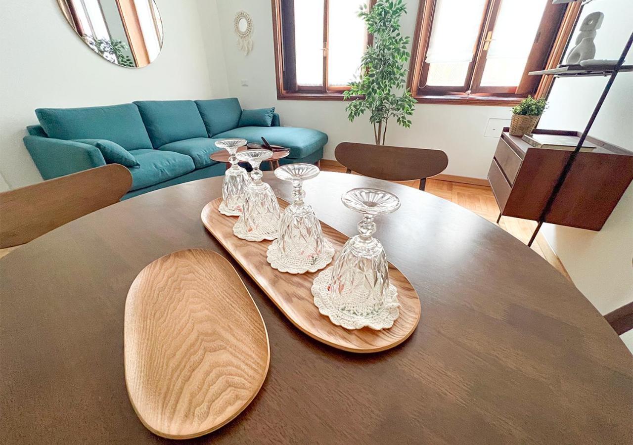 Cozy Duomo - Elegant & Quiet, 300M From Cathedral Apartment Milan Exterior photo